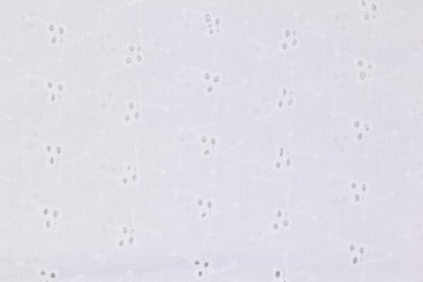 Preview: Musselin Lochstickerei