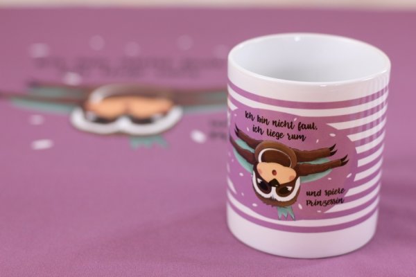 Preview: Tasse Aubergine Faultier Prinzessin